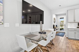 25993 Woven Wicker Bnd in Lutz, FL - Building Photo - Building Photo