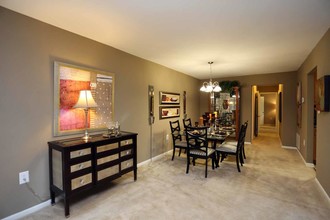 Tall Oaks Apartment Homes in Laurel, MD - Building Photo - Interior Photo