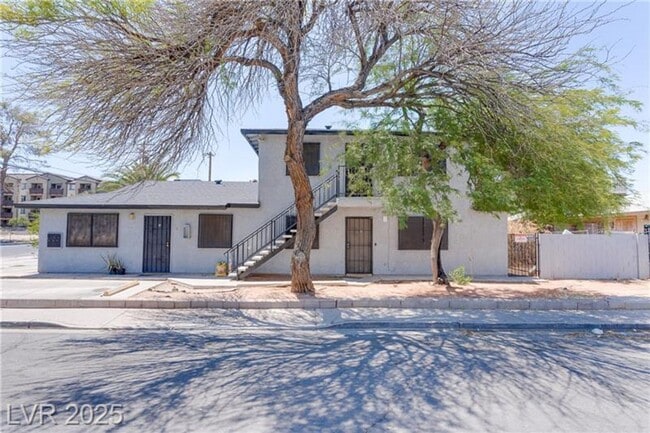 property at 312 E Tonopah Ave