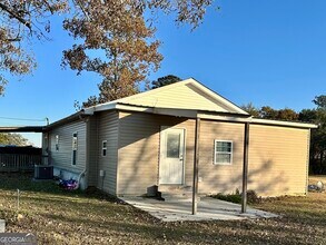 1013 Walke Dairy Rd in Dublin, GA - Building Photo - Building Photo