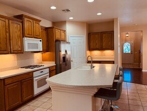 10491 Miners Gulch Ave in Las Vegas, NV - Building Photo - Building Photo