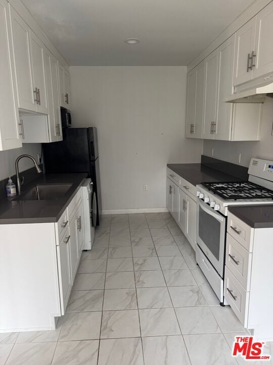 property at 14332 Albers St