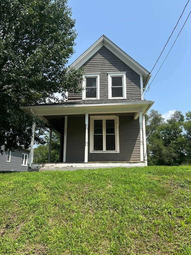 property at 1507 Bridge