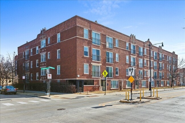 property at 3741 N Milwaukee Ave