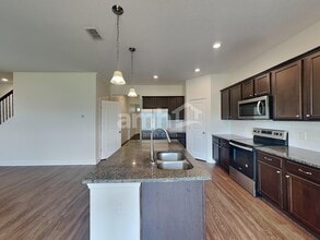 220 Crestrun Loop in Leesburg, FL - Building Photo - Building Photo