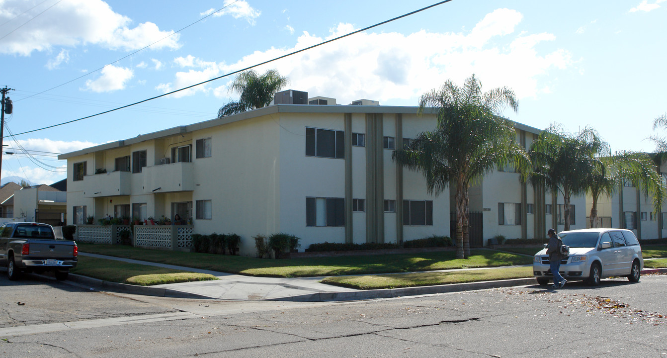 3767-3791 Genevieve St in San Bernardino, CA - Building Photo