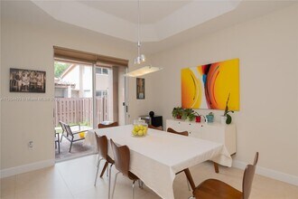 11201 NW 73rd St-Unit -11201 in Doral, FL - Building Photo - Building Photo