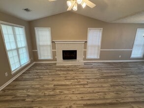 55 Belmont Cir in Covington, GA - Foto de edificio - Building Photo