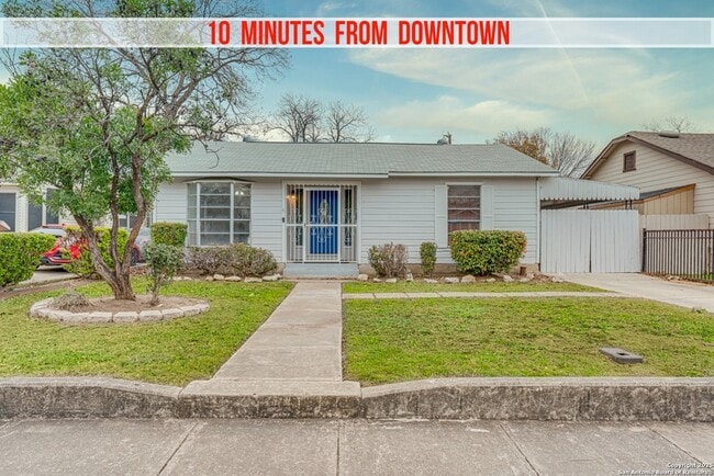 property at 811 Cottonwood Ave