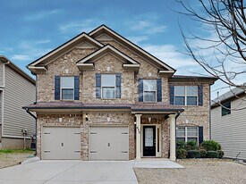 635 Ocean Ave in Canton, GA - Building Photo