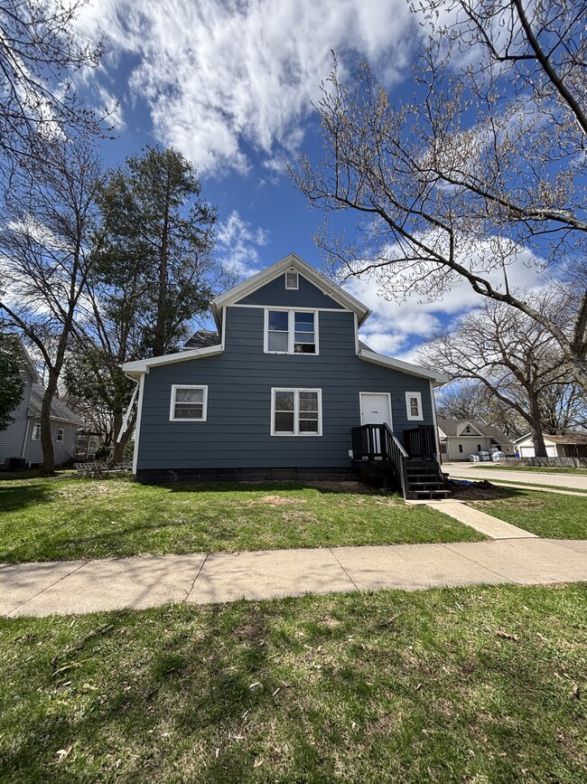 521 S Story St in Appleton, WI - Foto de edificio - Building Photo