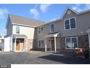 16 Belmont Ave in Quakertown, PA - Building Photo - Building Photo
