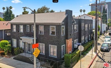 1777 N Gower St in Los Angeles, CA - Foto de edificio - Building Photo