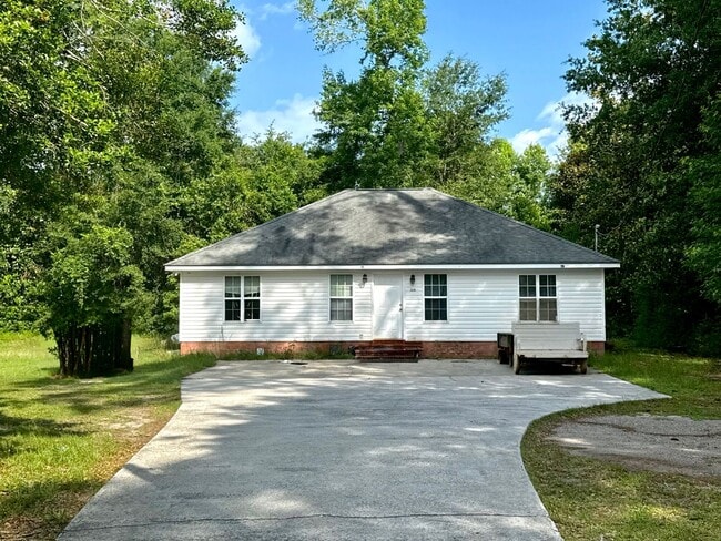 property at 223A Vista Cir