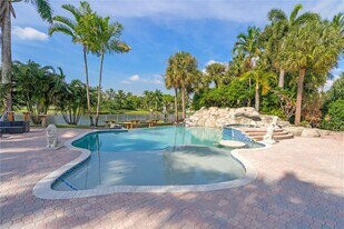 2161 SW 131st Ter in Davie, FL - Building Photo