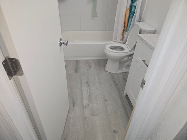 233 SW 15th St in Dania Beach, FL - Building Photo - Building Photo