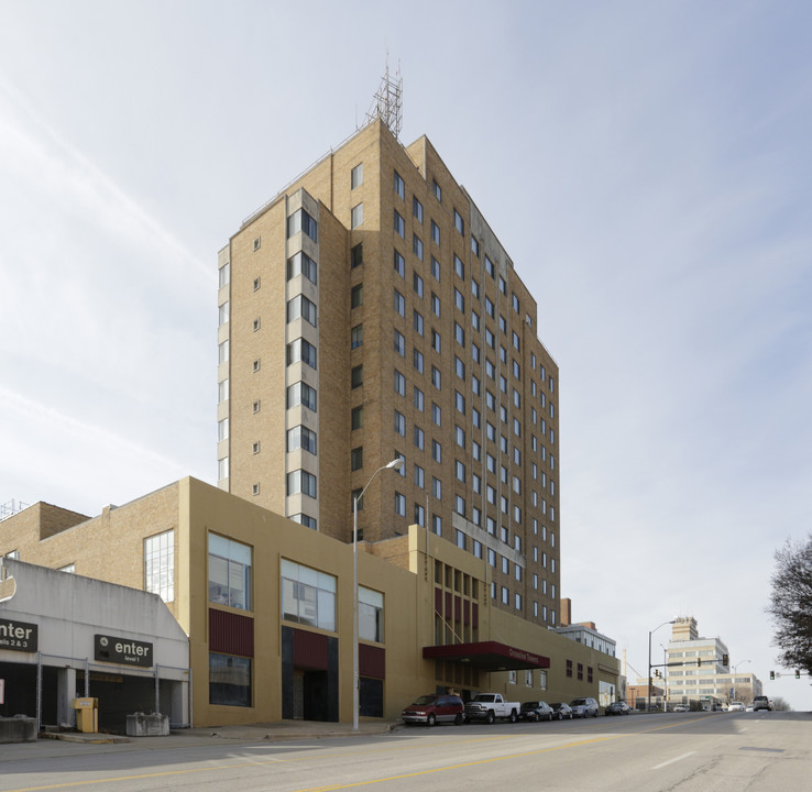 Townhome in Kansas City, KS - Building Photo