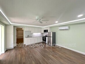 3026 2nd St in Ft. Myers, FL - Building Photo - Building Photo