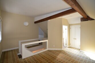 6839 Plainfield Rd, Unit 2 in Cincinnati, OH - Building Photo - Building Photo