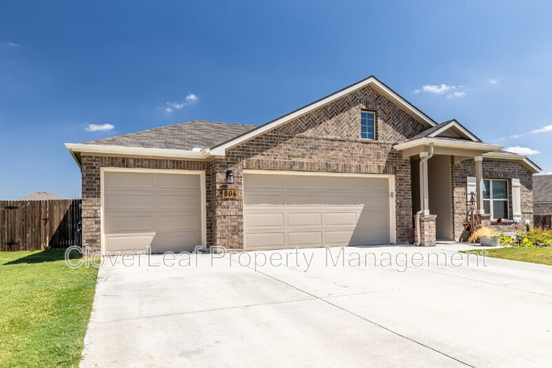 804 Shrike Ln in New Braunfels, TX - Building Photo