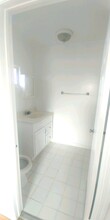 1016 E La Palma Dr in Inglewood, CA - Building Photo - Building Photo