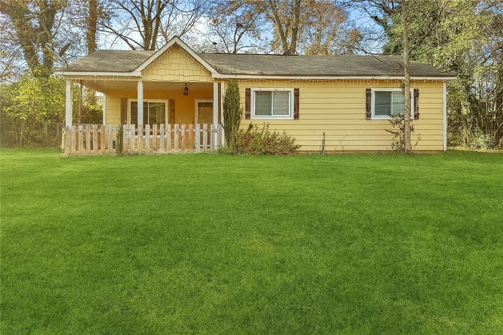 1670 Linda Cir in Marietta, GA - Building Photo