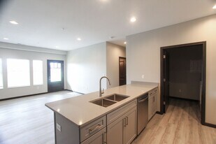 751 Deford St in Celina, OH - Building Photo