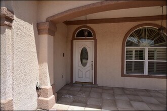 6371 Franklin View Dr in El Paso, TX - Building Photo - Building Photo