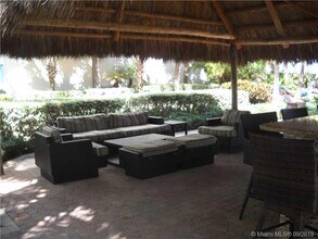 3901 S Ocean Dr, Unit 8L in Hollywood, FL - Foto de edificio - Building Photo