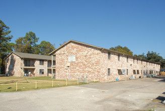 Concord Place Apartments in Beaumont, TX - Building Photo - Building Photo