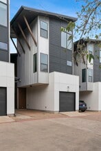 312 Ashley Dawn Ln, Unit 312 Ashley Dawn Lane in Austin, TX - Foto de edificio - Building Photo