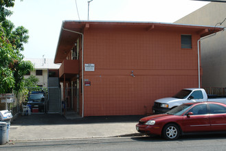 253 Mokauea St in Honolulu, HI - Building Photo - Building Photo