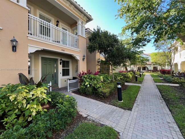 3360 NW 125th Ln in Sunrise, FL - Foto de edificio - Building Photo