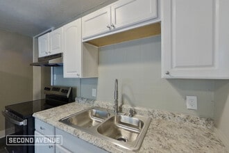 2114 Greenwood Ave in Louisville, KY - Building Photo - Building Photo