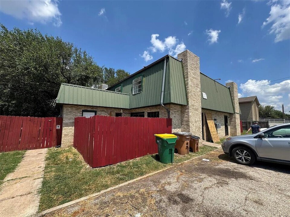 2904 Sweeney Ln in Austin, TX - Building Photo