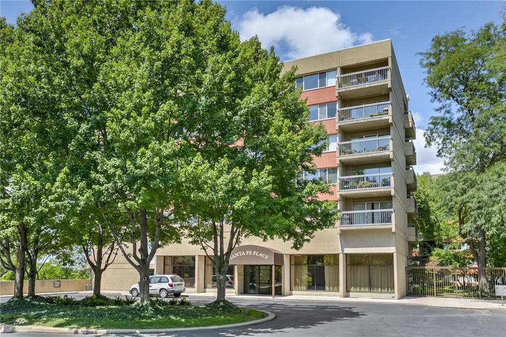 2525 Main St in Kansas City, MO - Building Photo