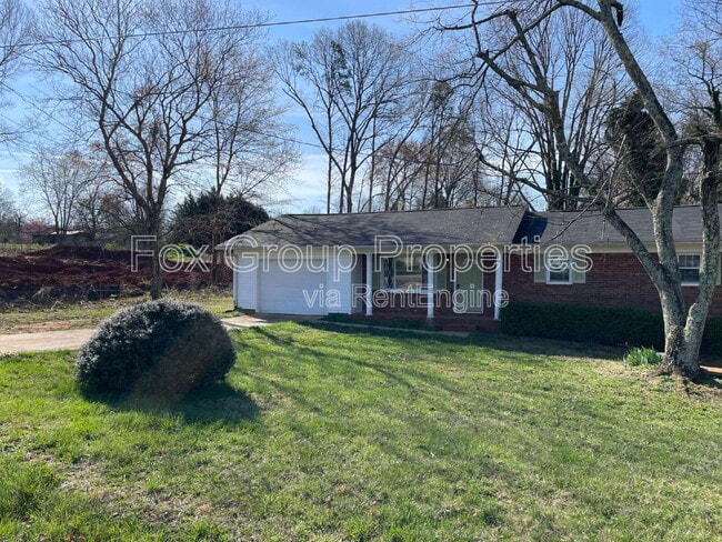 property at 135 Clearview Rd