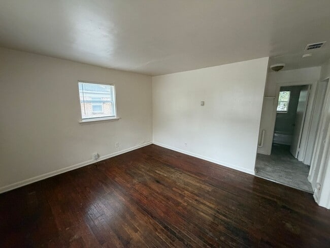 2414 Wilson Ave in Charlotte, NC - Building Photo - Building Photo