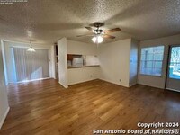 14457 Edgemont St in San Antonio, TX - Foto de edificio - Building Photo