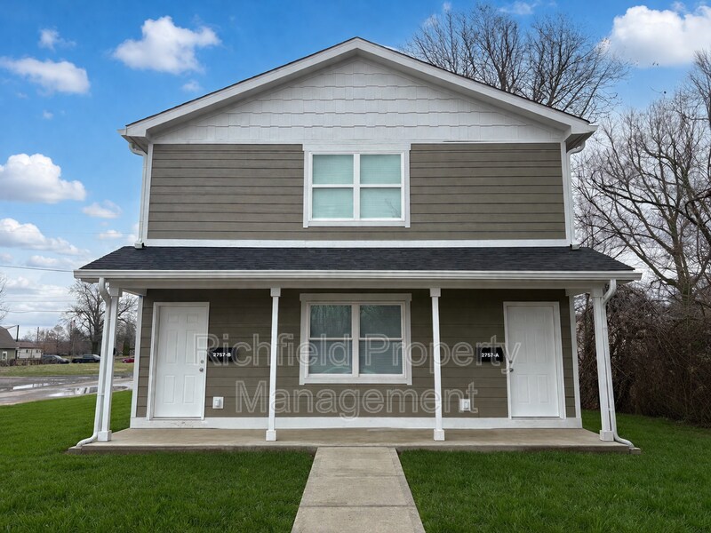 2757 Columbia Ave in Indianapolis, IN - Building Photo