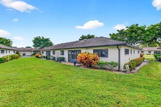 4866 Dovewood Cir, Unit A in Boynton Beach, FL - Building Photo - Building Photo