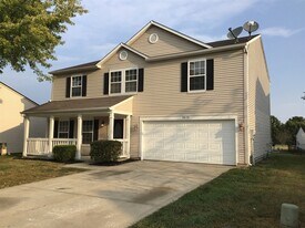8838 Squire Boone Ct in Indianapolis, IN - Building Photo