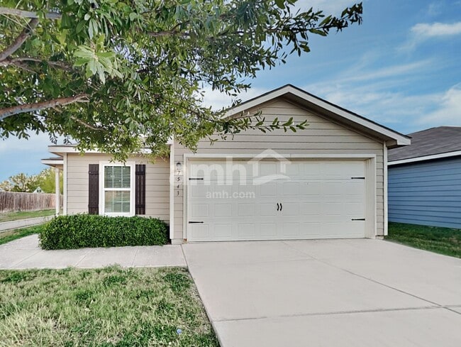 property at 7543 Bowdre