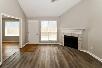 7762 Brookbury Cove in Memphis, TN - Building Photo - Building Photo