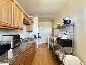 732 W Roscoe St in Chicago, IL - Building Photo - Building Photo