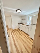 1358 Kings Hwy in Chester, NY - Building Photo - Building Photo