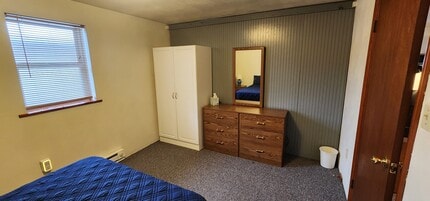 1240 Ben Avon St in Indiana, PA - Building Photo - Building Photo