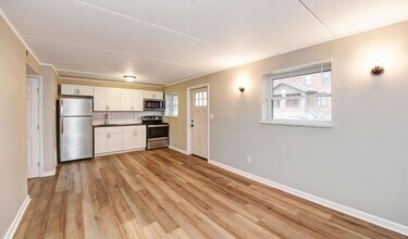 458 Miller Ave in Columbus, OH - Building Photo - Building Photo