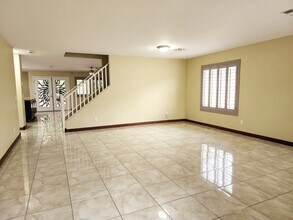 12474 N 57th Dr in Glendale, AZ - Foto de edificio - Building Photo