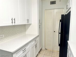 8940 Colonnades Ct E in Bonita Springs, FL - Building Photo - Building Photo
